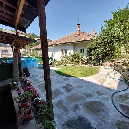 Къща За Гости Трявна Деница Dış mekan fotoğraf